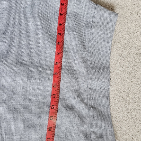 Gray Pencil Skirt | Banana Republic office wear Excellent condition - Picture 7 of 8